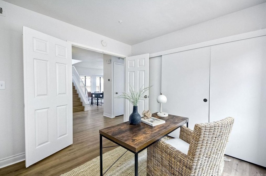 647 Paseo Rio, Vista CA  92081-6323 exterior