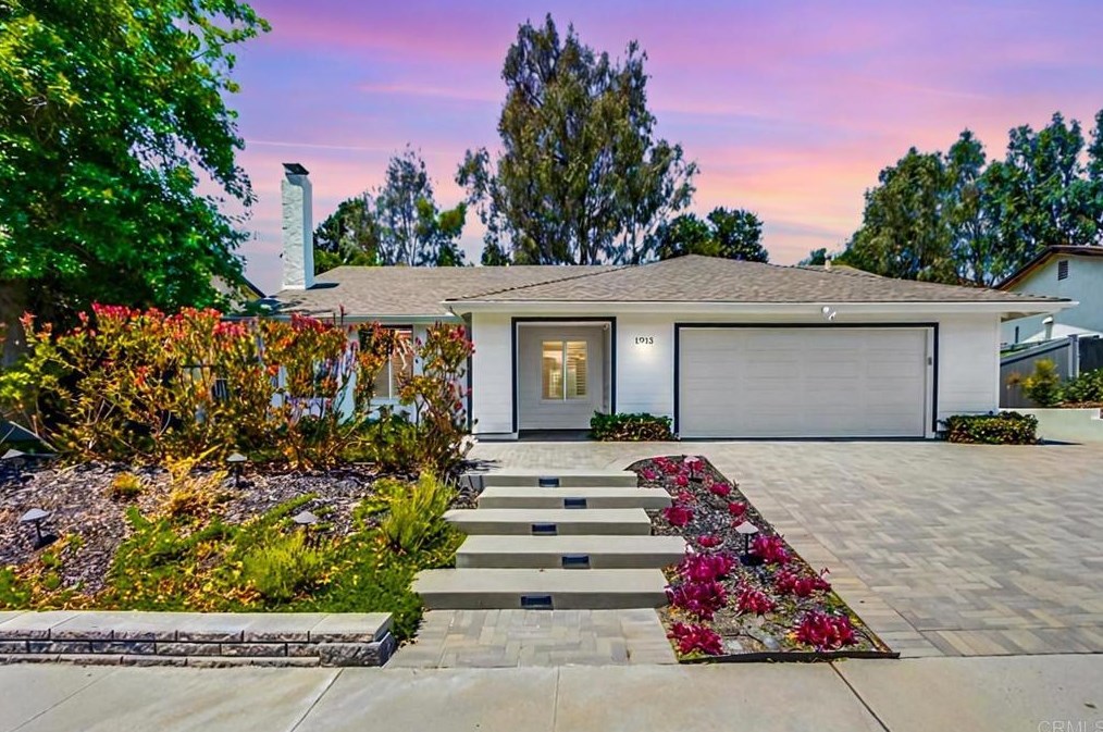 1913 Blueridge St, Oceanside, CA 92056