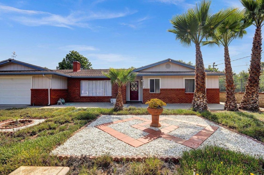 1317 Independence Way, Vista, CA 92084