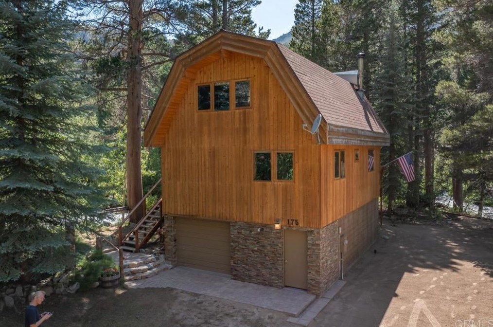 175 Columbine Dr, Bishop, CA 93514