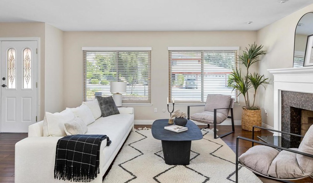 12375 Fernando Dr, San Diego, CA 92128