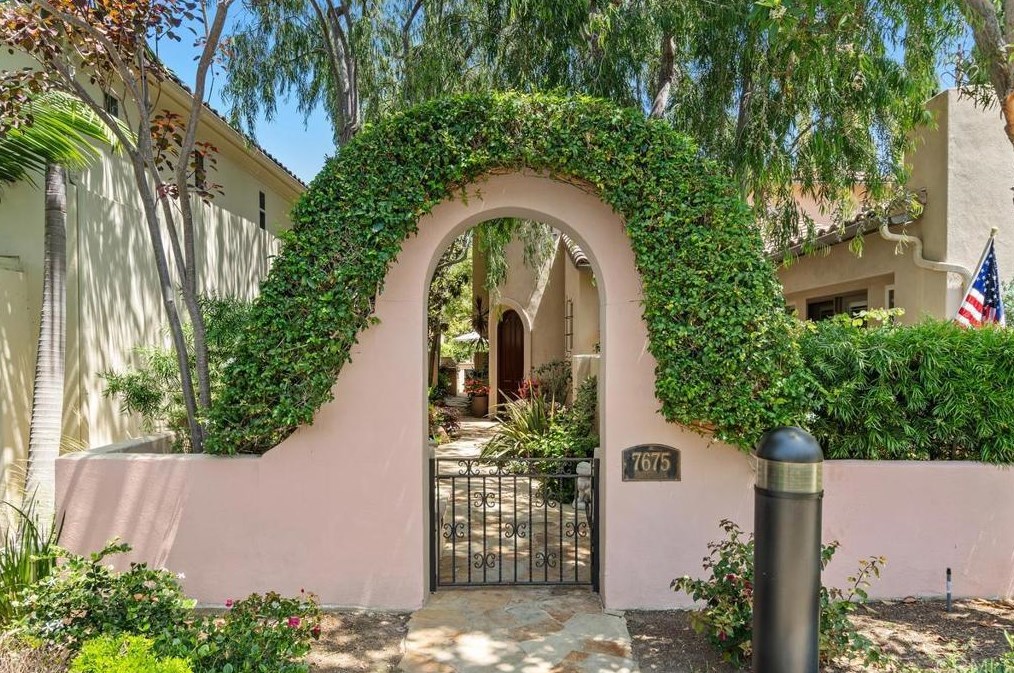 7675 Allegro Ln, San Diego, CA 92127