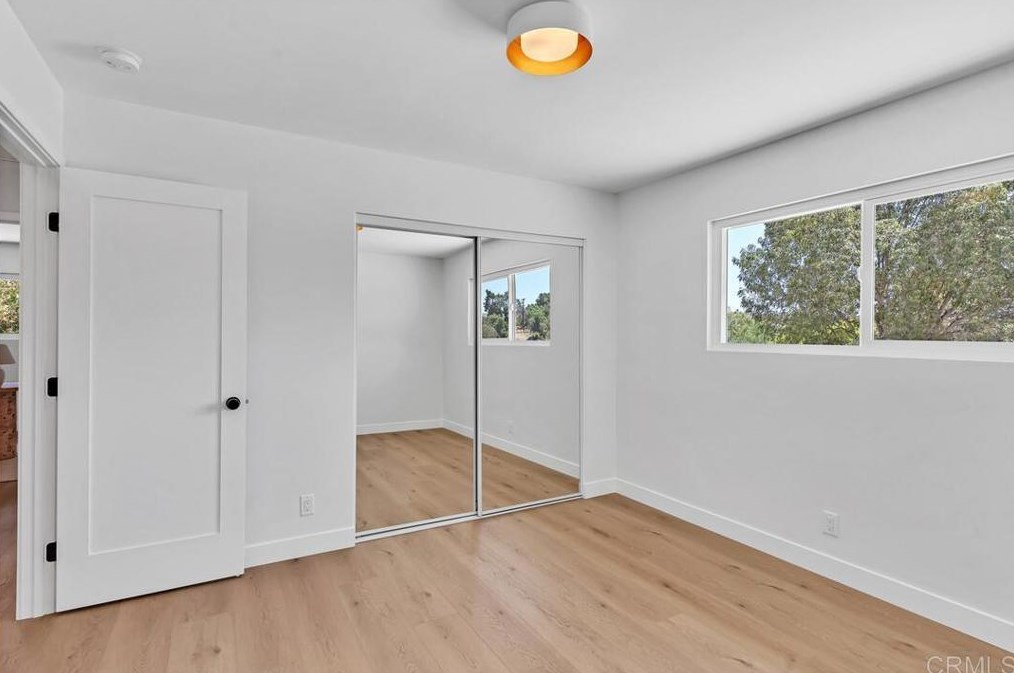 2748 Ramona Dr, Vista CA  92084-1635 exterior