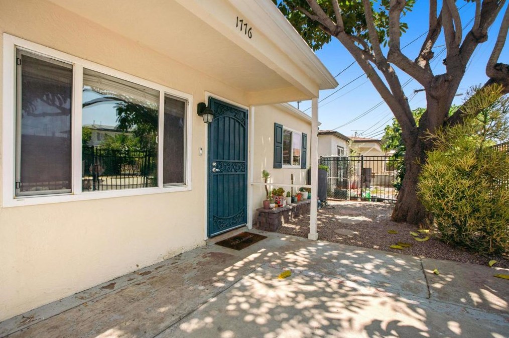 1776 Pentuckett Ave, San Diego CA  92104-5728 exterior