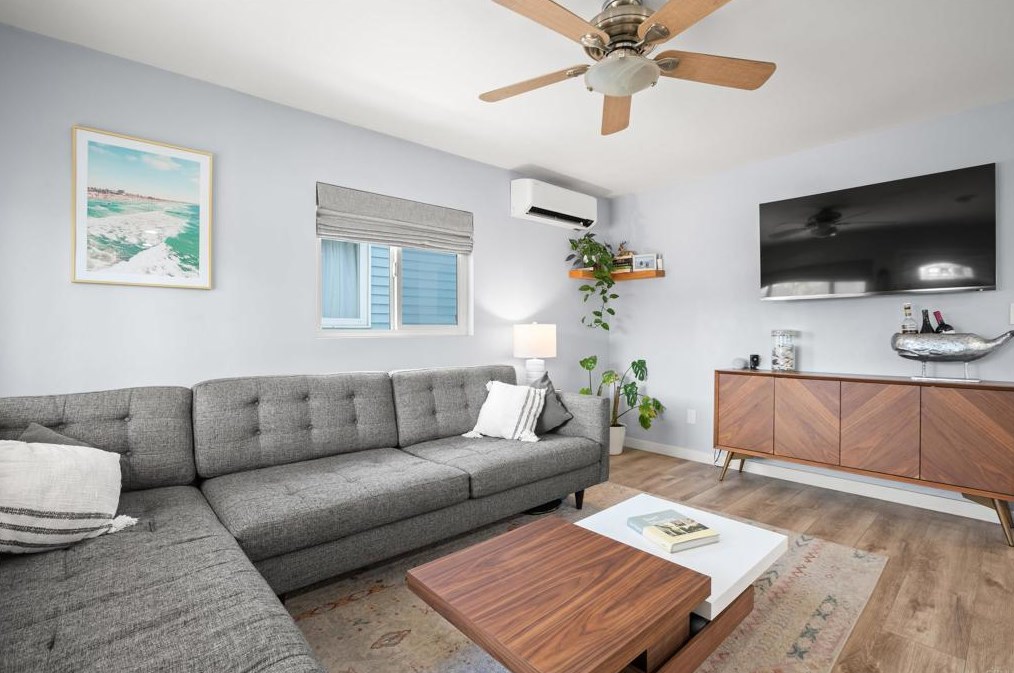 1776 Pentuckett Ave, San Diego CA  92104-5728 exterior