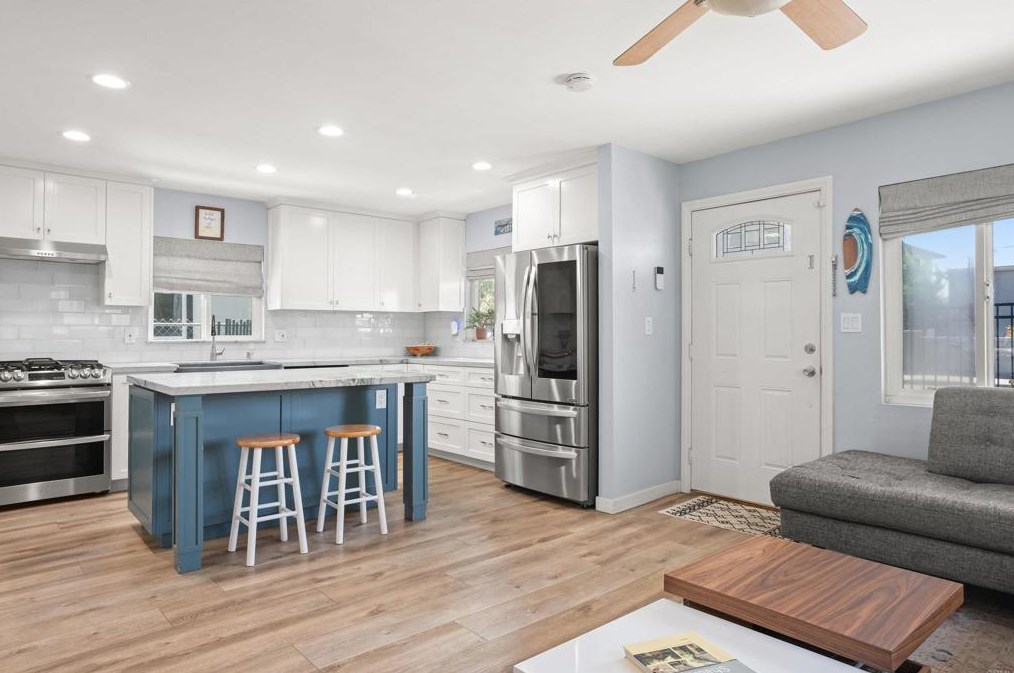 1776 Pentuckett Ave, San Diego CA  92104-5728 exterior