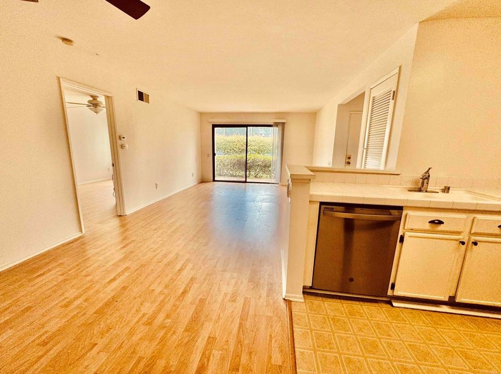 12245 Carmel Vista Rd, San Diego, CA 92130-2532