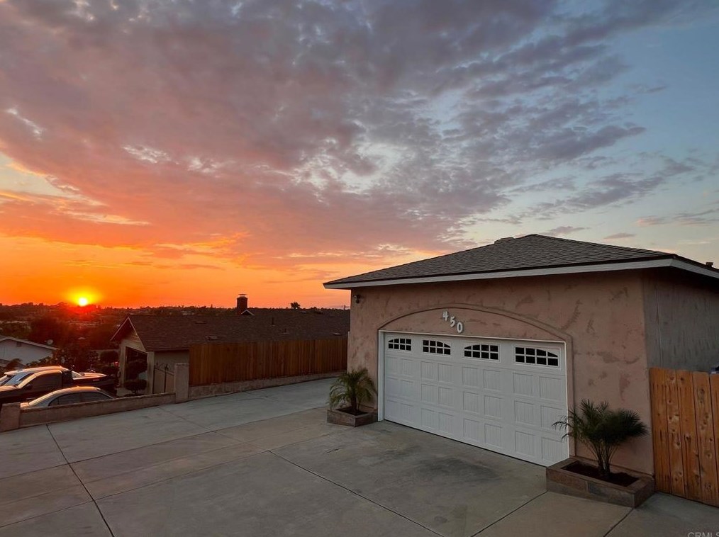 450 Rancho Vista Rd, Vista, CA 92083