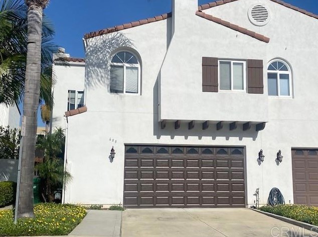 688 Laguna Dr, Carlsbad, CA 92008