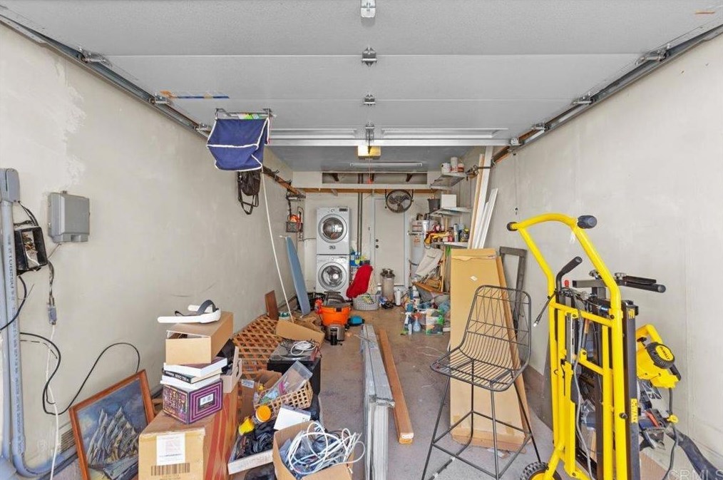 6231 Caminito Juanico, San Diego CA 92111-7233 exterior