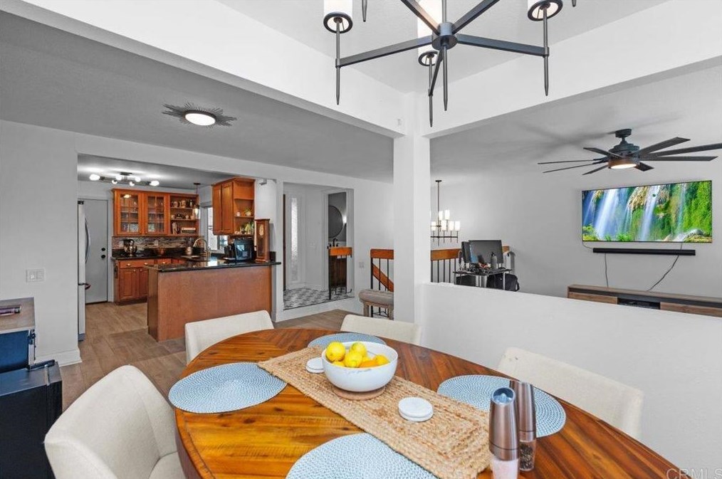 6231 Caminito Juanico, San Diego CA 92111-7233 exterior