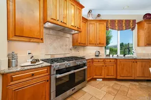 14106 Summit Crest, Escondido, CA 92025 - Photo 18