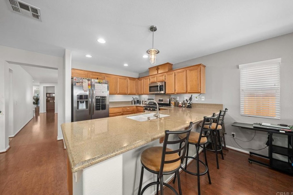 1071 Eliot St, Oceanside, CA 92057