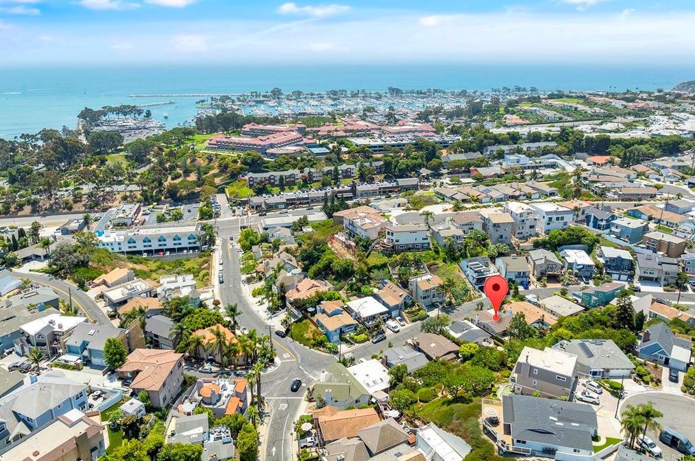 25171 Manzanita Dr, Dana Point, CA 92629