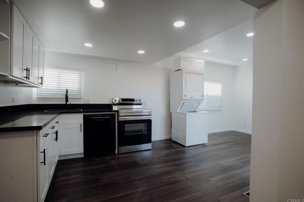 716 Grand Ave, Covina, CA 91724-2401