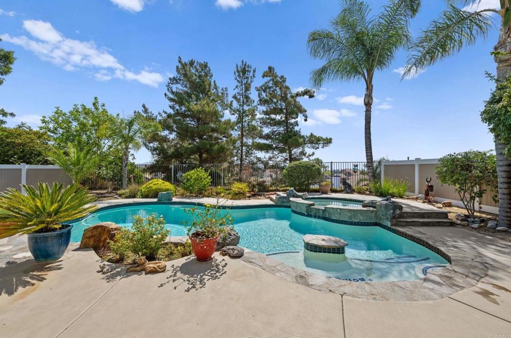 39450 Via Montero, Murrieta, CA 92563