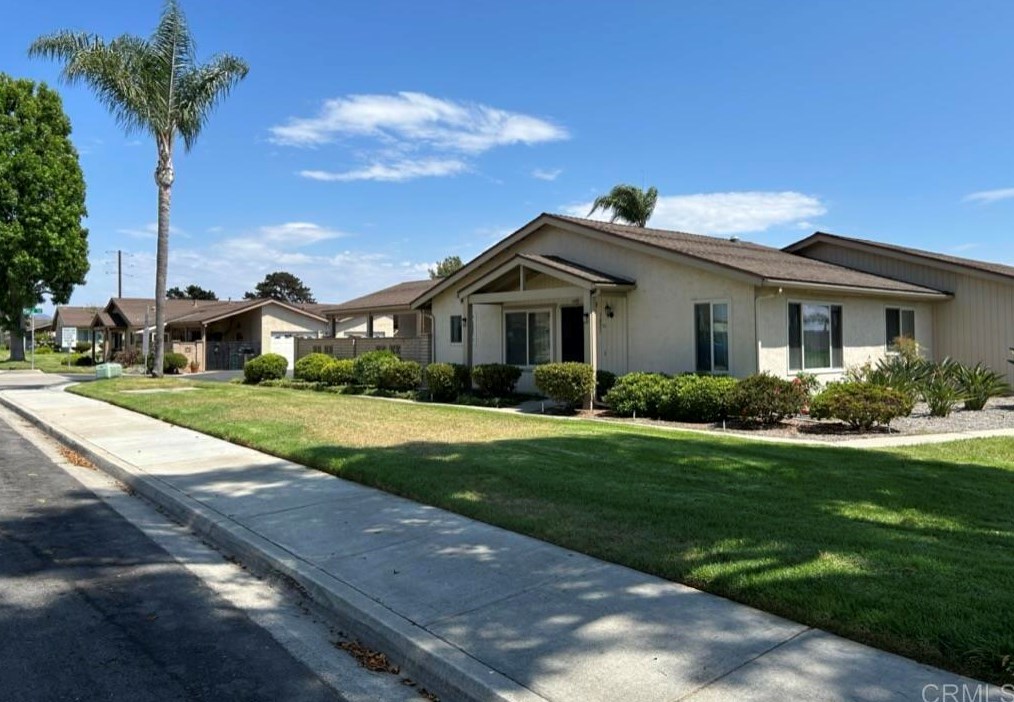1025 Plover Way, Oceanside, CA 92057