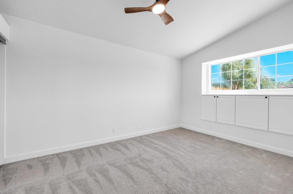 40420 Calle Medusa, Temecula CA 92591-6909 exterior