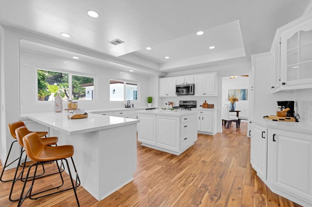 40420 Calle Medusa, Temecula CA 92591-6909 exterior