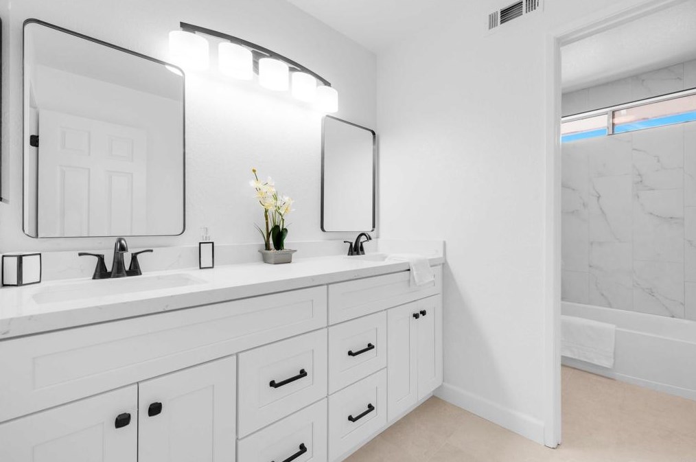 40420 Calle Medusa, Temecula CA 92591-6909 exterior