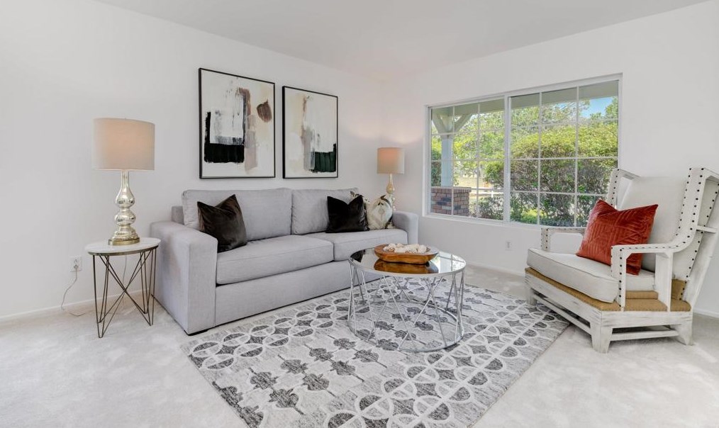 5761 Spur Ave, Oceanside, CA 92057-5715