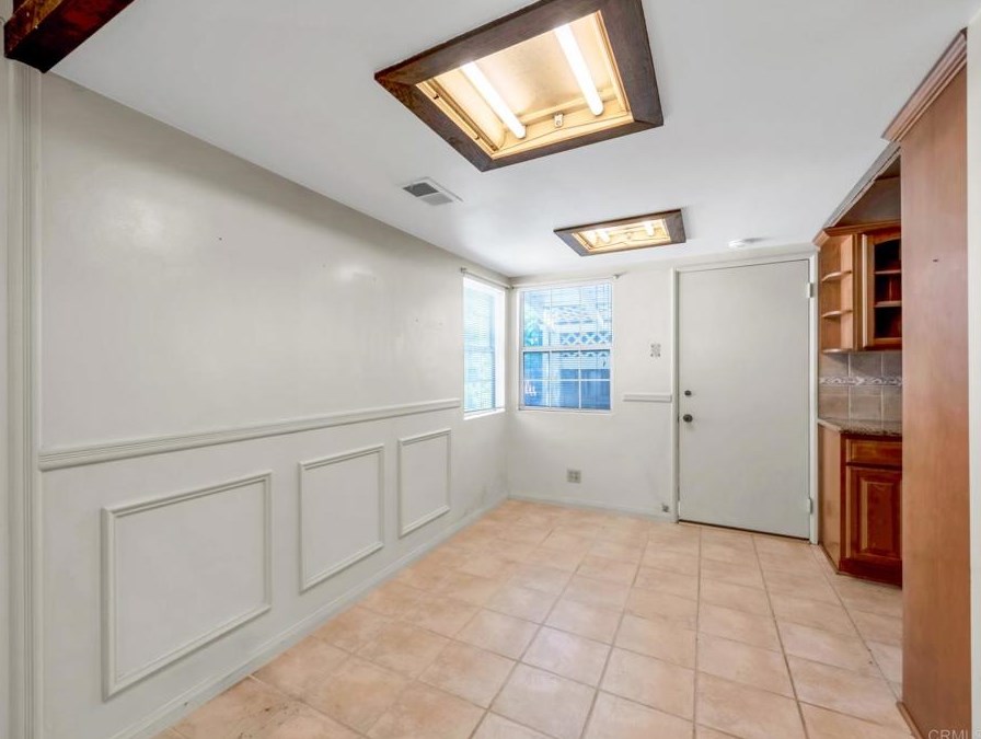 12520 Gilmore Ave, Los Angeles CA  90066-6427 exterior