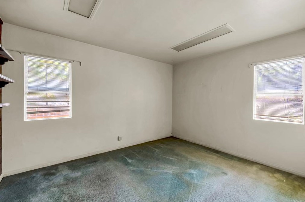12520 Gilmore Ave, Los Angeles CA  90066-6427 exterior