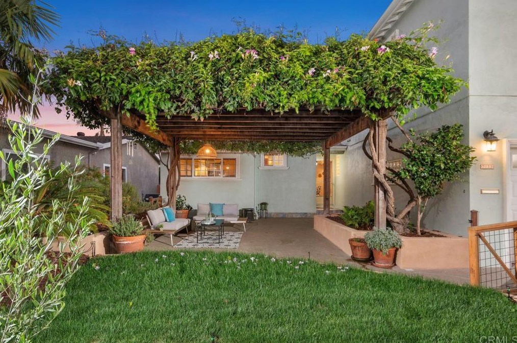 7153 Forum St, San Diego, CA 92111