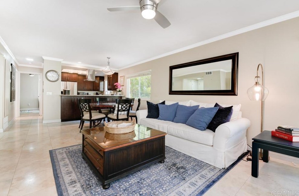 4833 Bella Pacific Row #122, San Diego, CA 92109