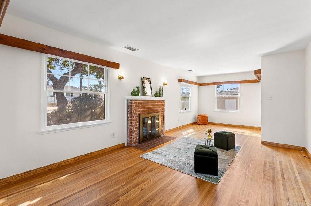 713 Stanley St, Oceanside, CA 92054