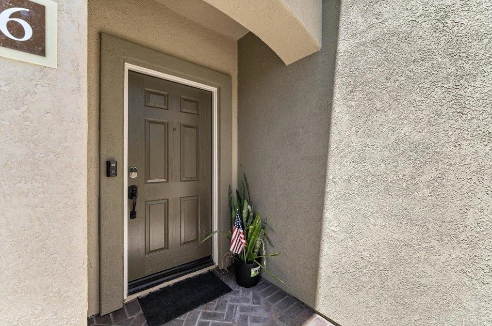 96 Via Barcelona #15, Trabuco Canyon, CA 92688