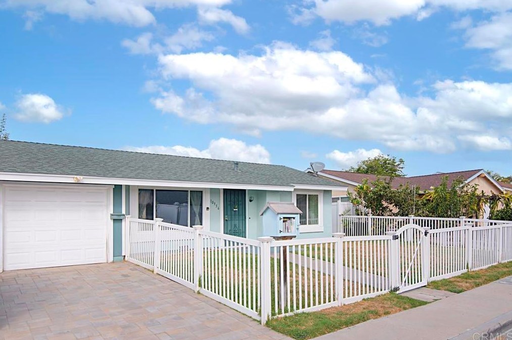 10956 Salinas Way, San Diego, CA 92126