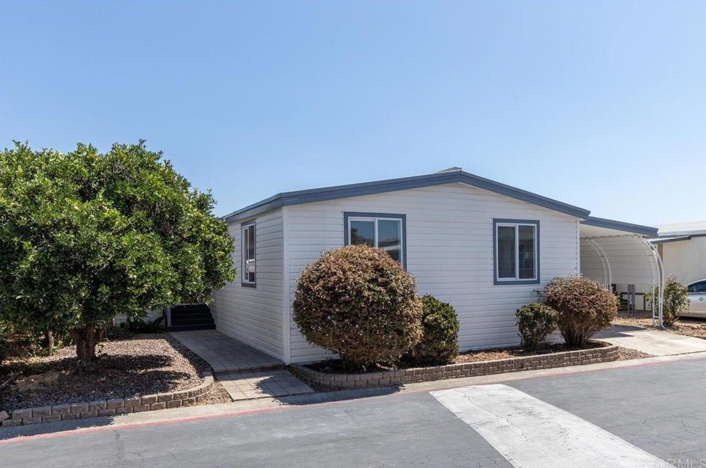 900 Howard Ave #91, Escondido, CA 92029