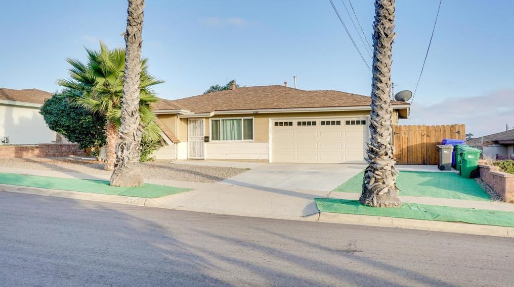 2217 Crestline Dr, Oceanside, CA 92054
