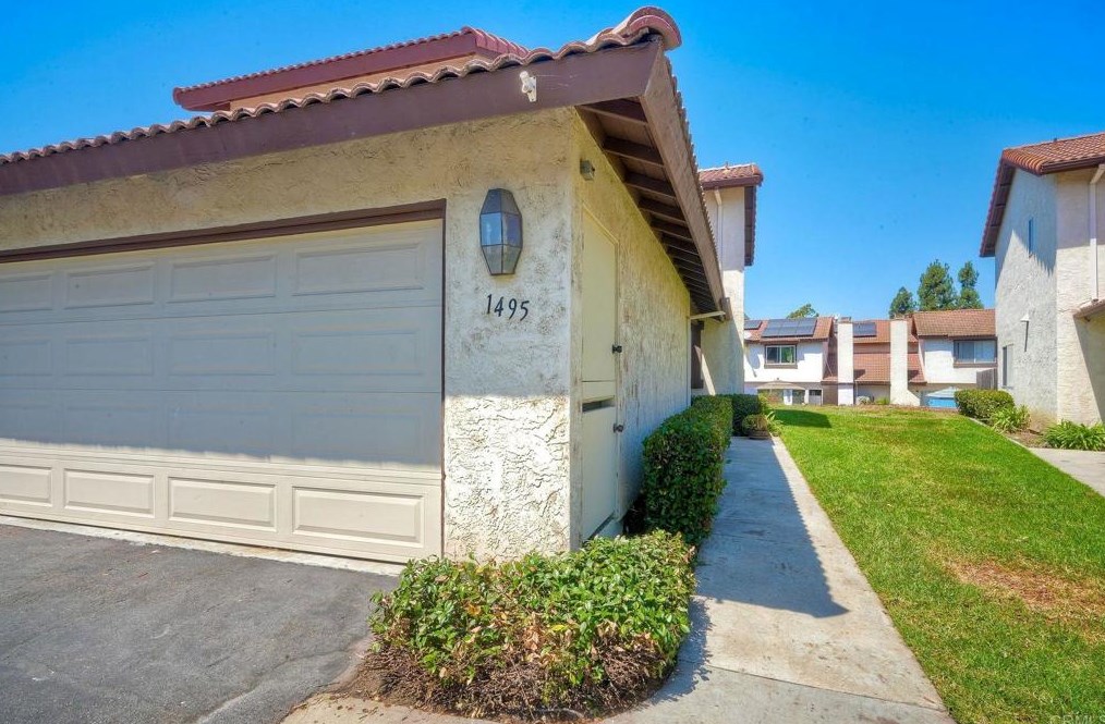 1495 Goldrush Way, Oceanside, CA 92057