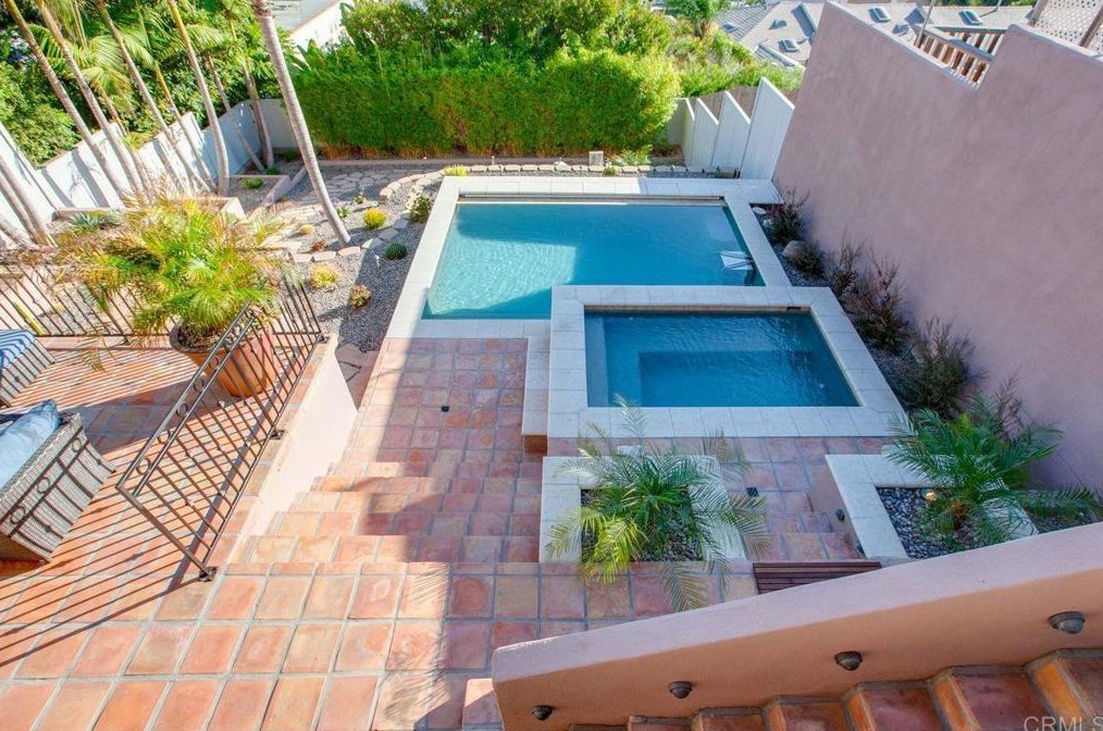 2061 California St, San Diego CA 92110-2124 exterior