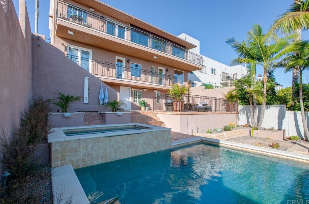 2061 California St, San Diego CA 92110-2124 exterior