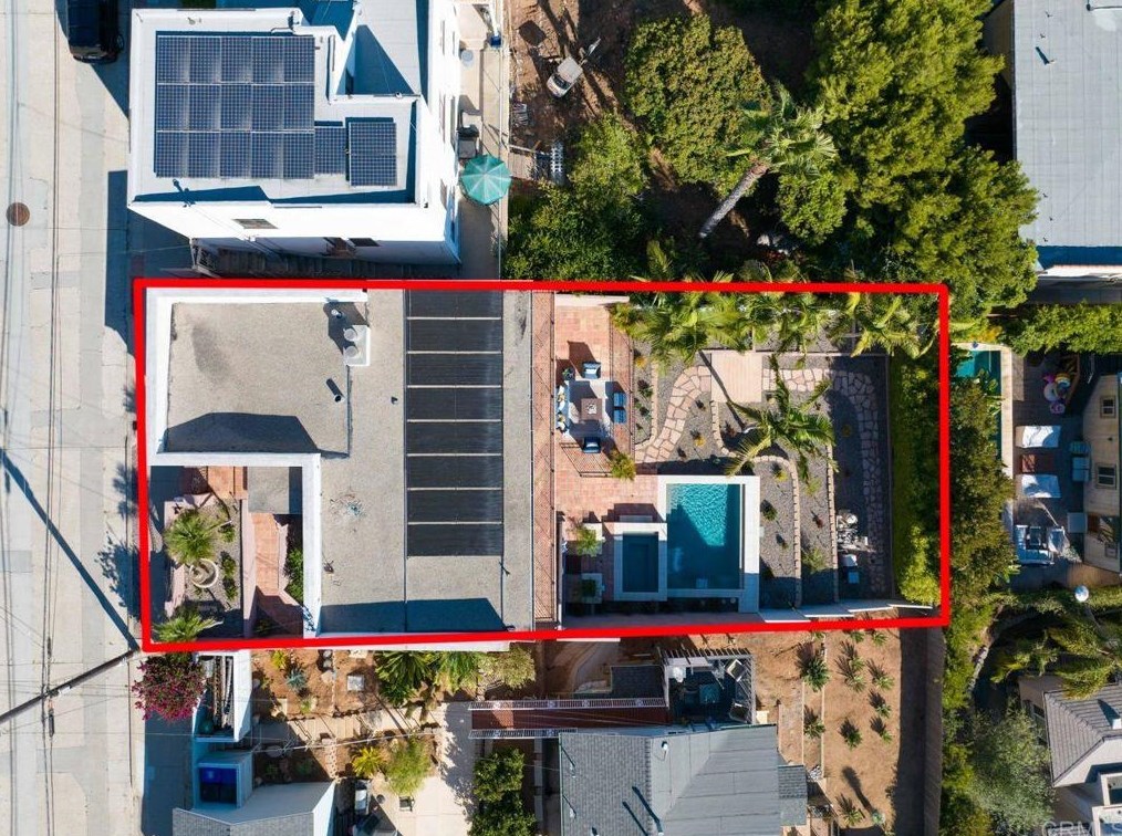 2061 California St, San Diego CA 92110-2124 exterior