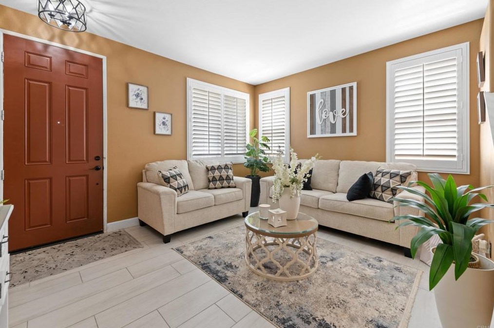 10170 Susan Ave, Hesperia, CA 92345