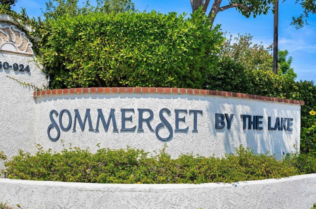 910 Rancho Santa Fe Rd, San Marcos, CA 92078-4658