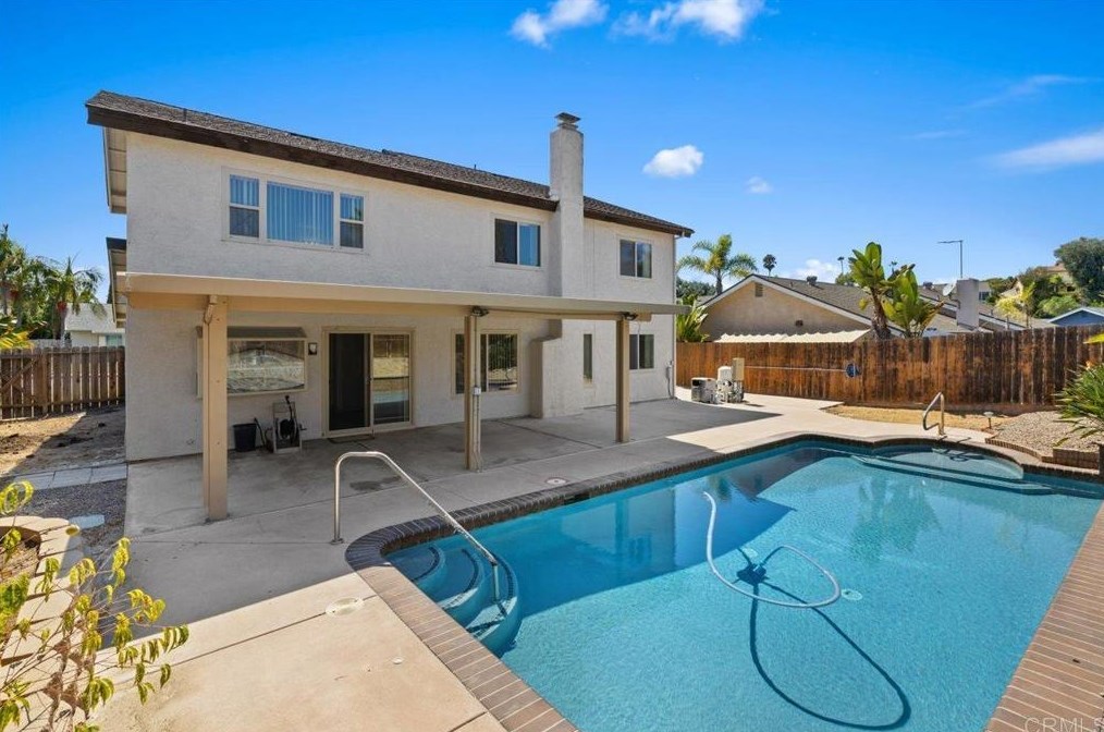 4584 Warwick Cir, Oceanside, CA 92056