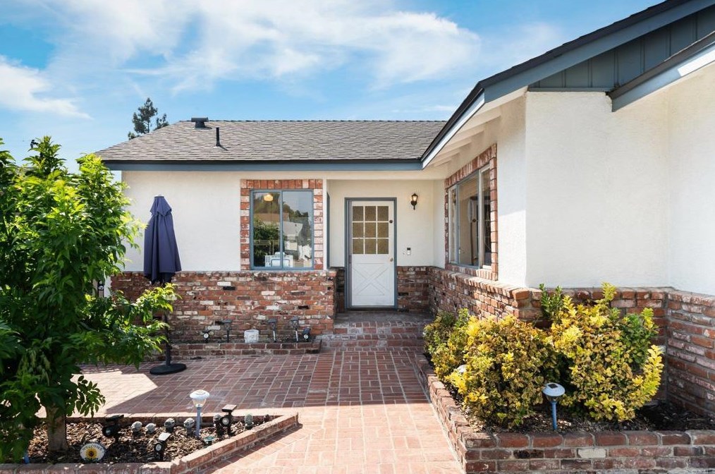 5015 N Greer Ave, Covina, CA 91724