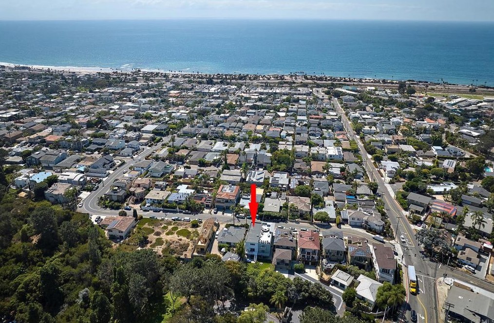 2035 Mackinnon Ave, Cardiff By The Sea, CA 92007-1713