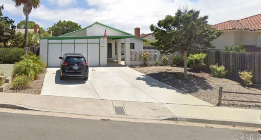 4371 Huggins St, San Diego, CA 92122-2637