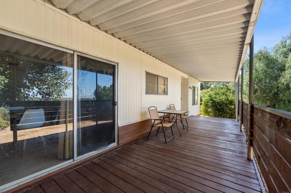 19083 Paradise Mountain Rd, Valley Center, CA 92082-7505