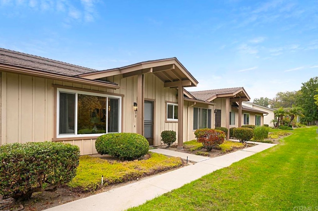 1090 Turnstone Way, Oceanside, CA 92057