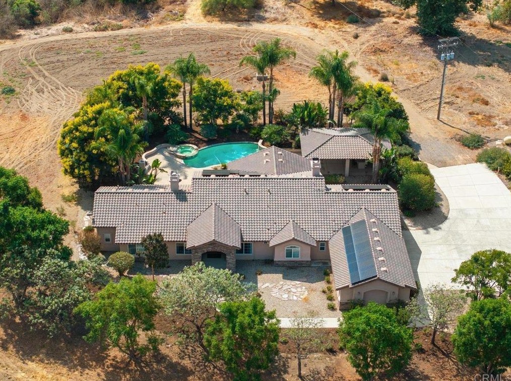 17141 San Pasqual Valley Rd, Escondido, CA 92027
