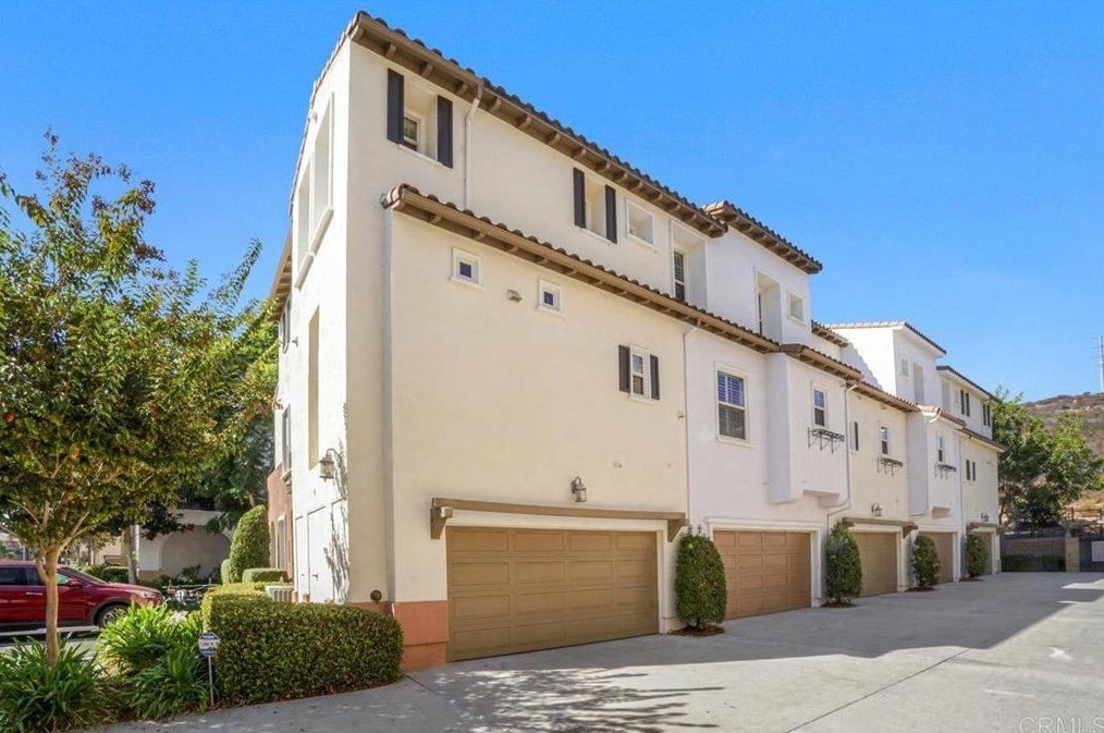 2032 Silverado St, San Marcos, CA 92078-3200