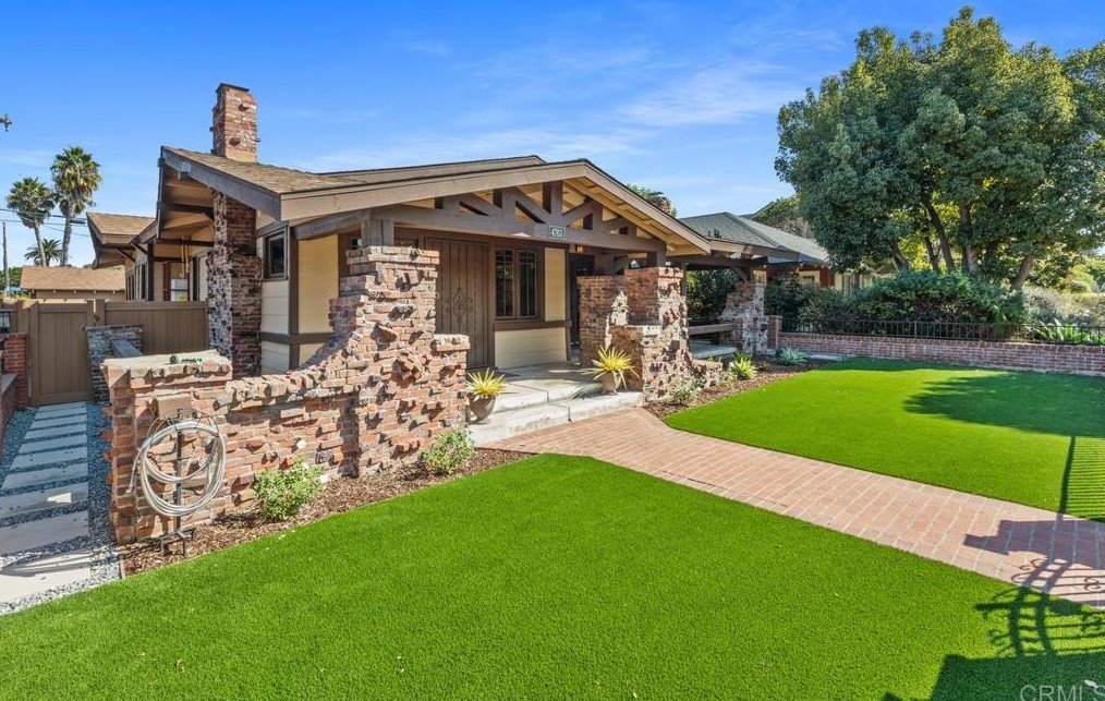 4763 Edgeware Rd, San Diego, CA 92116-2533