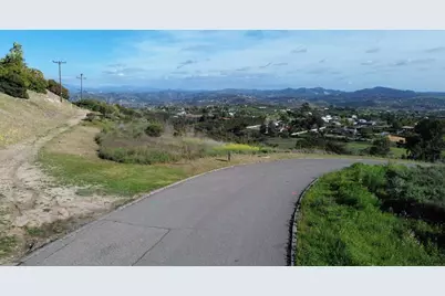 1560 Camino Corto, Fallbrook, CA 92028 - Photo 32